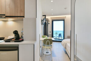 Estudio con Balcón, Vista Mar y Cocina Equipada - 3