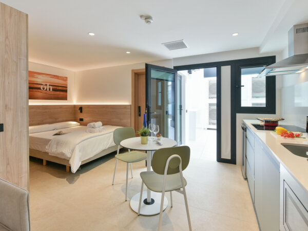 Estudio Ático con Acceso Directo a Rooftop